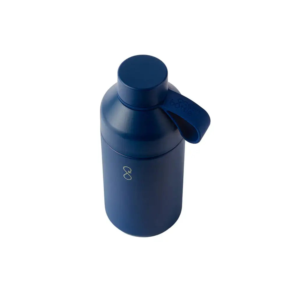 Ocean Bottle 750 ml vacuum insulated water bottle