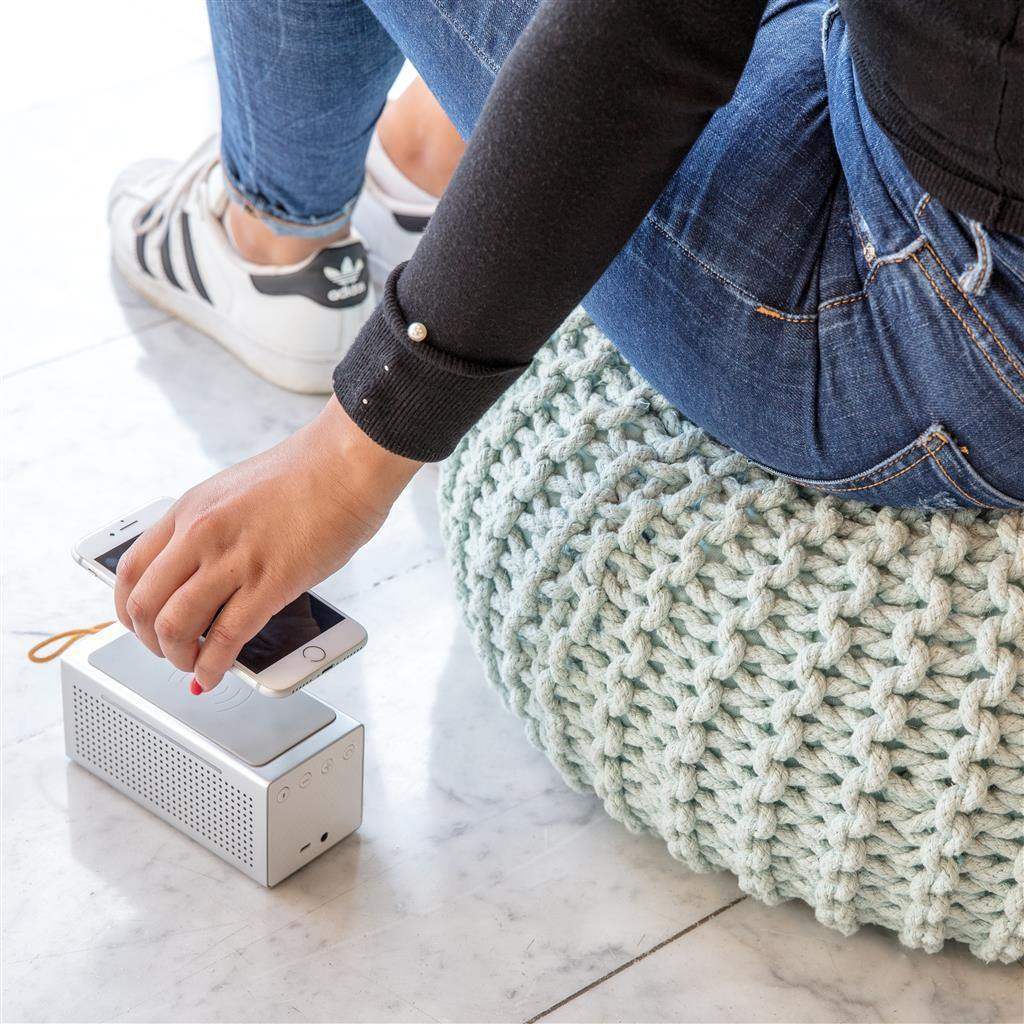 Vibe Wireless Charging Speaker