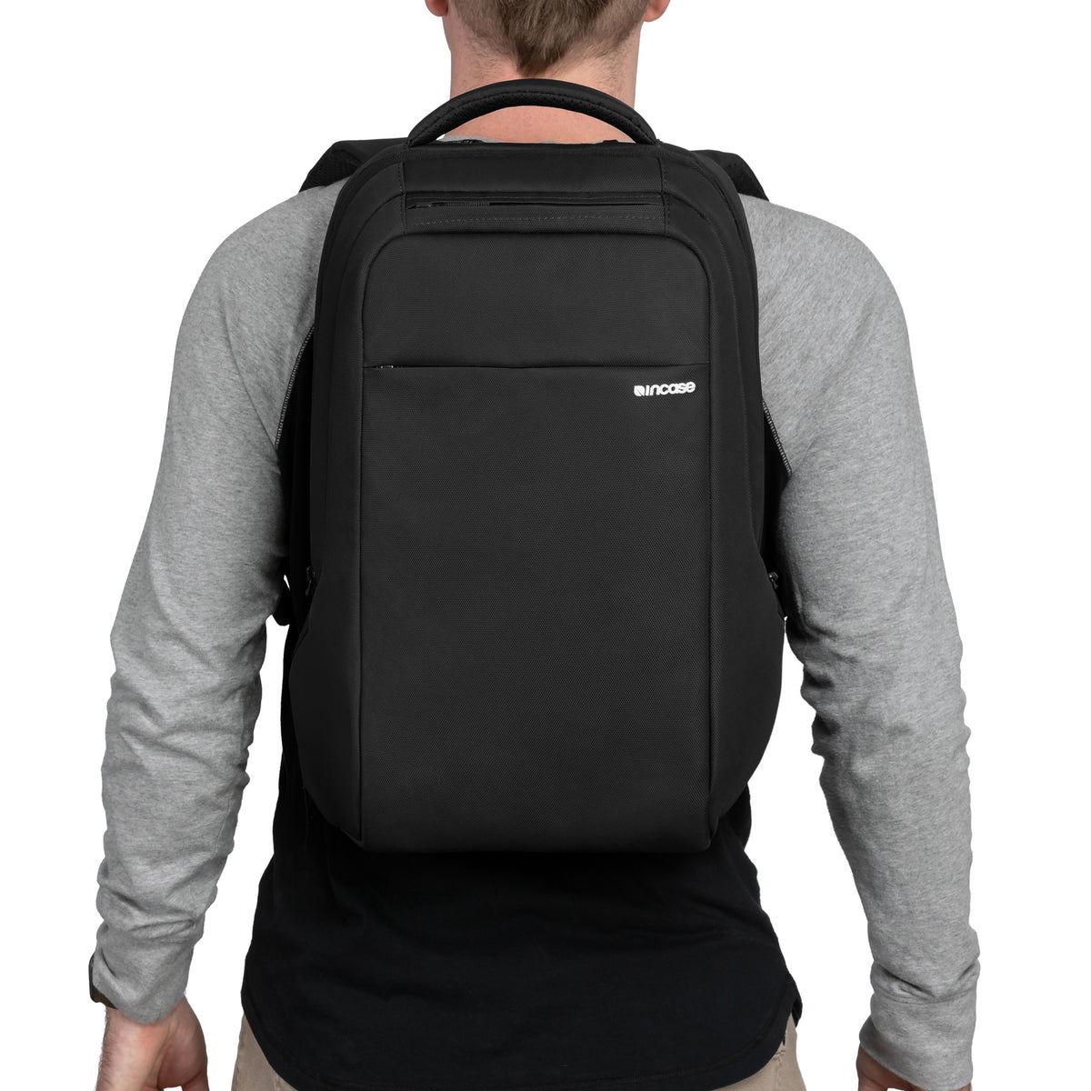 Incase ICON Slim Pack