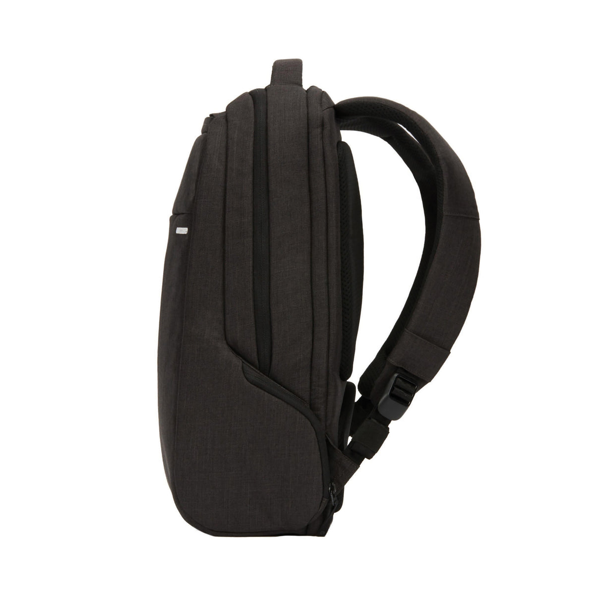 Incase ICON Slim Pack
