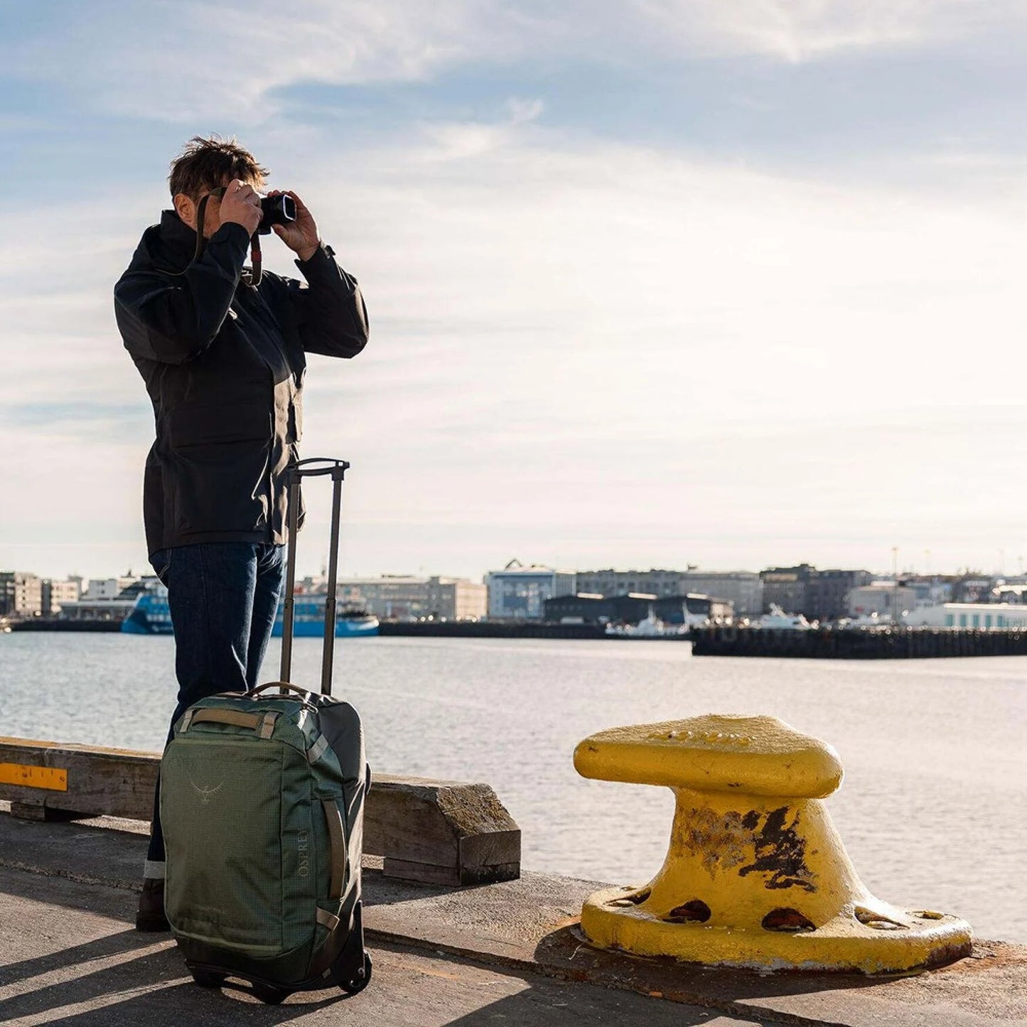 Transporter_Wheeled_Duffel_403