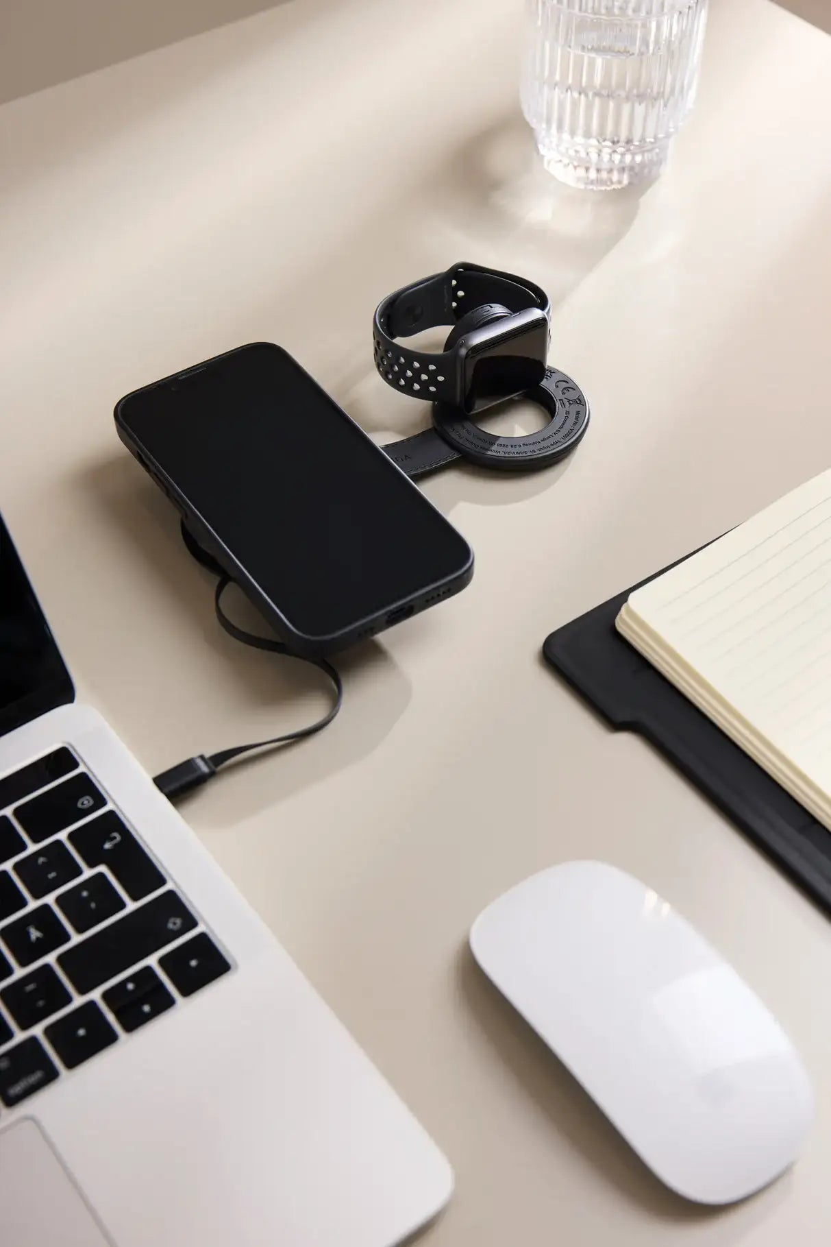 Baltimore RCS 2-in-1 Wireless 15W Travel Charger