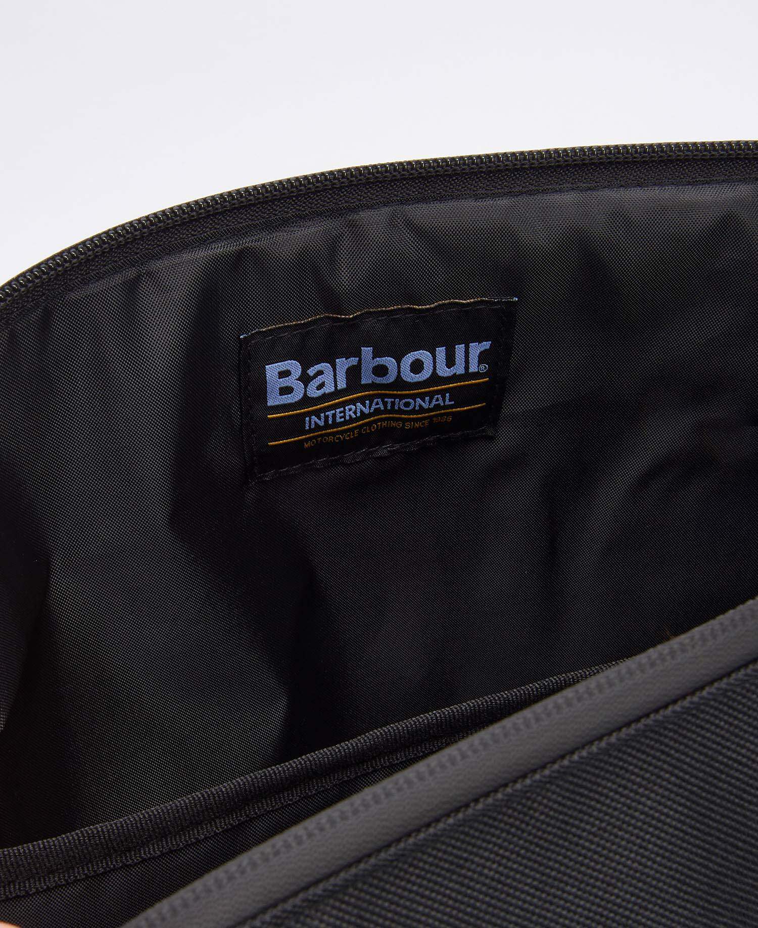 Barbour Knockhill Essential Holdall