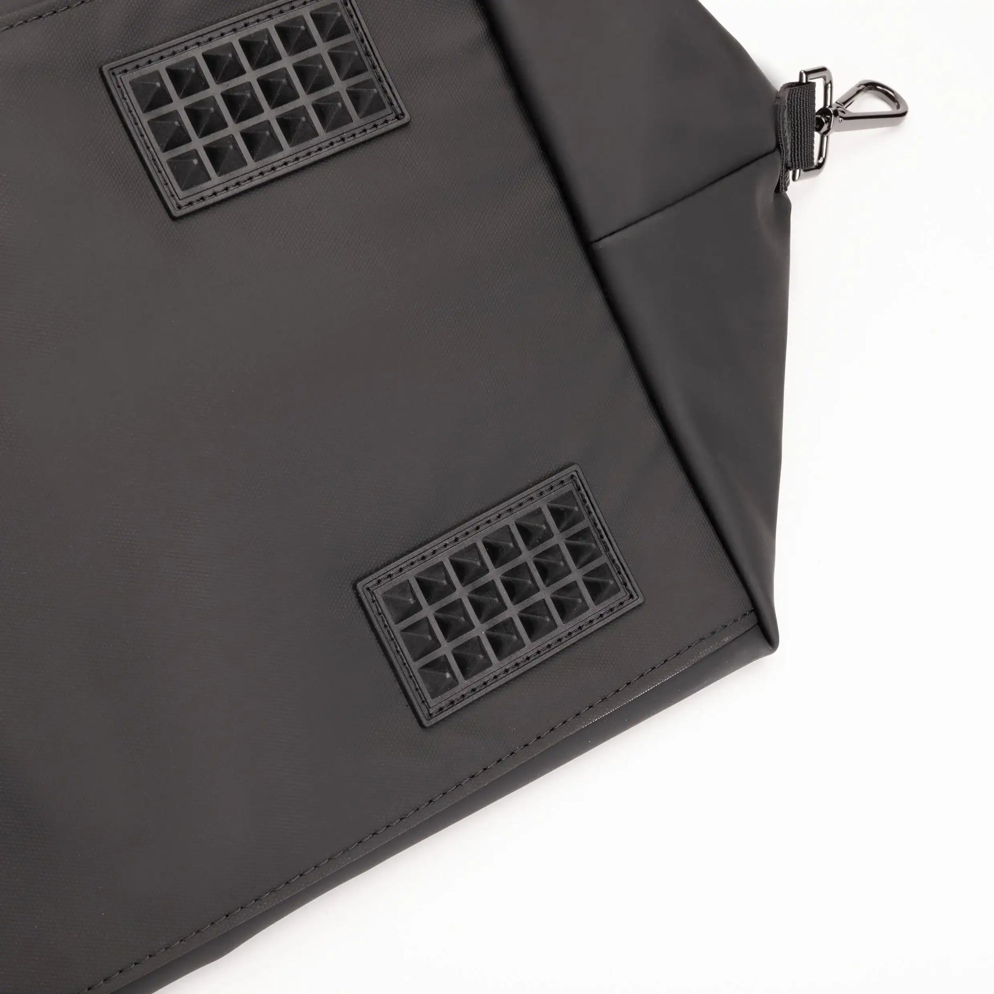 BUZZ Travel Bag by Cerruti 1881