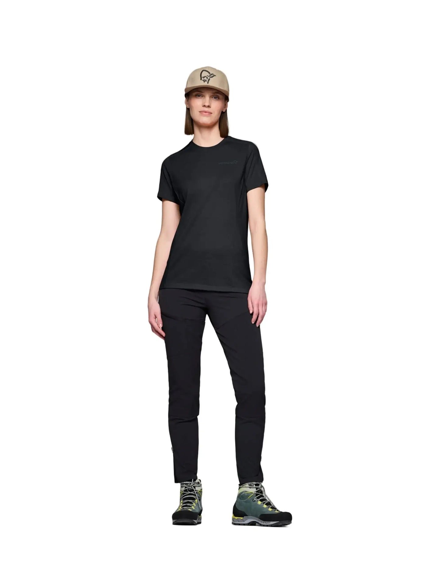 falketind women's equaliserUll T-shirt by Norrona