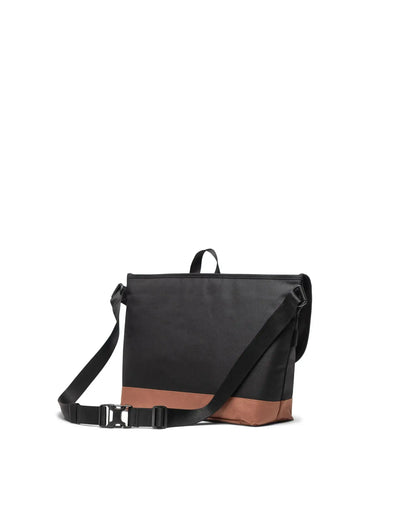 Herschel Cove recycled messenger bag 22.5L