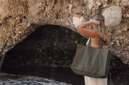 Hilo AWARE™ Recycled Canvas Maxi Tote Bag
