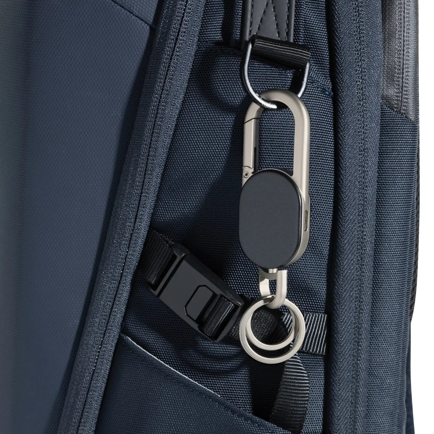 Keyfinder Dual keychain with worldwide locating