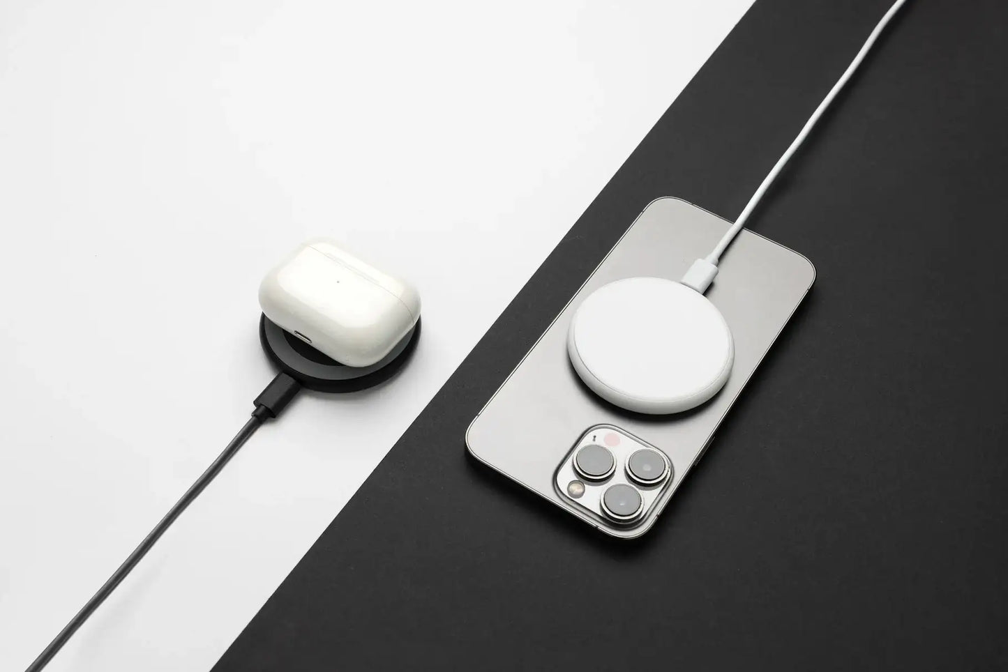 Magnapad 15W RCS rplastic magnetic 3 in 1 charging pad