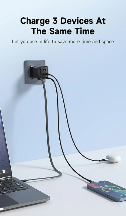 mendocino-65w-gan-charger-retractable-cable-4