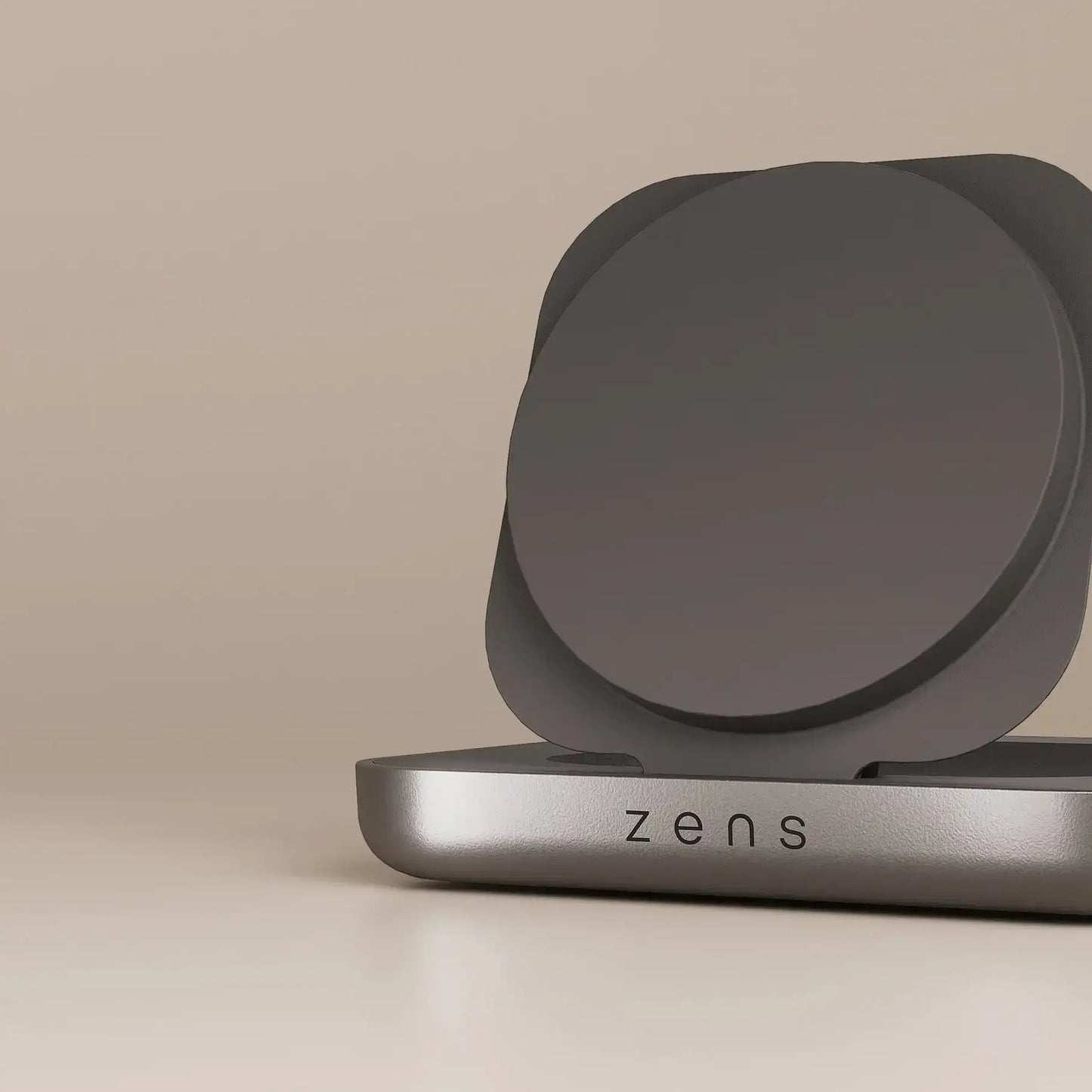 Zens Magnetic Nightstand Charger