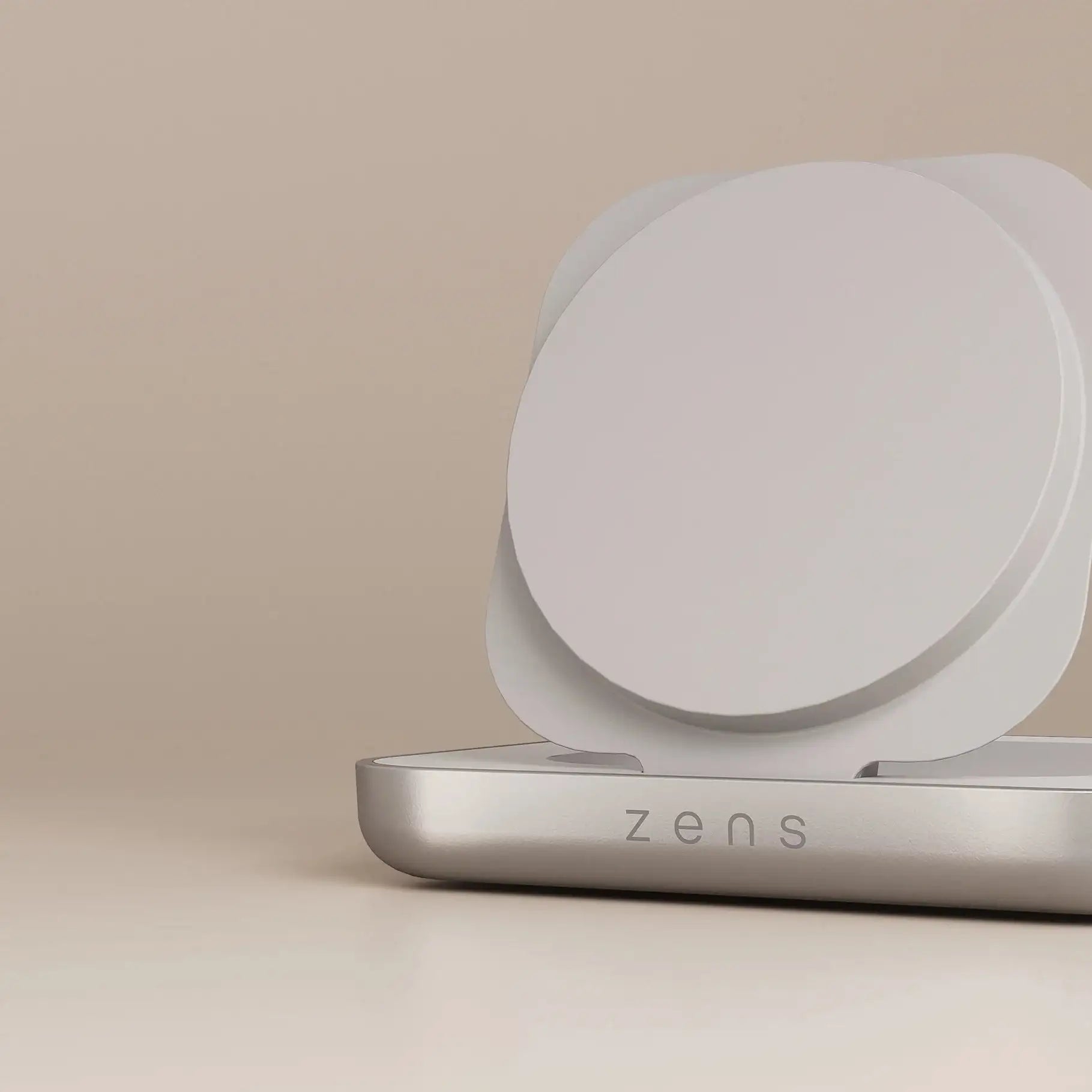 Zens Magnetic Nightstand Charger