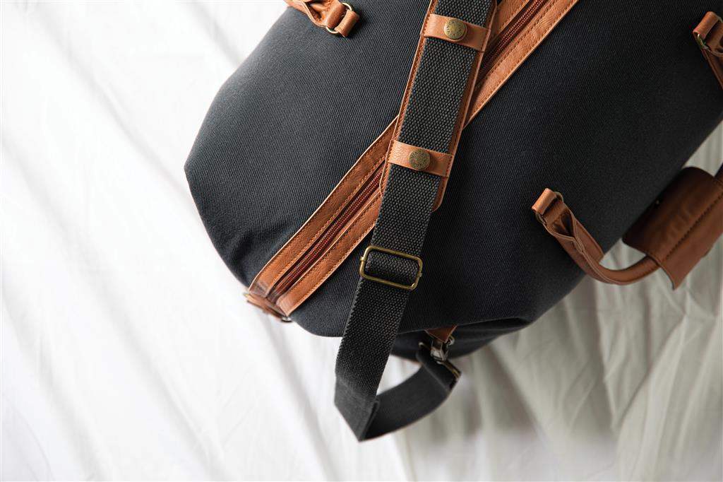 Sloane RPET Weekender Bag by Vinga