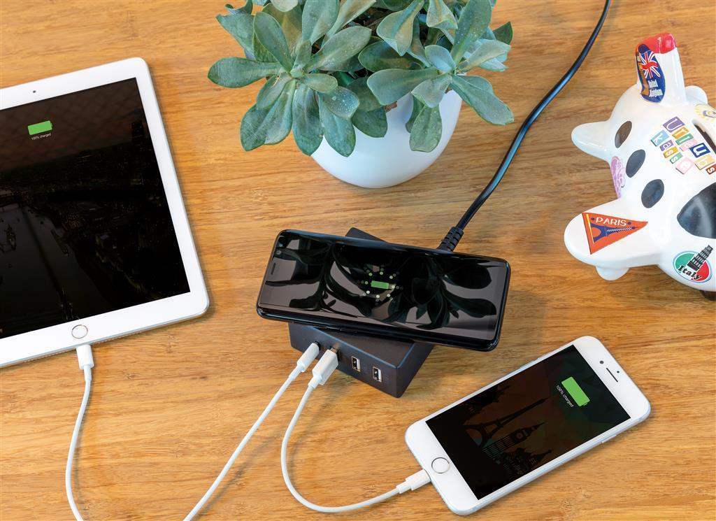USB and 10W wireless charger